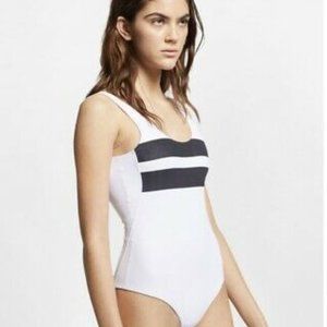 New Hurley White and Black Swimsuit NWT Size M